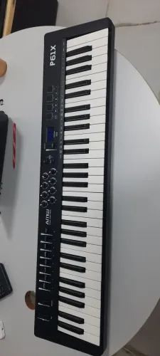 Teclado controlador.