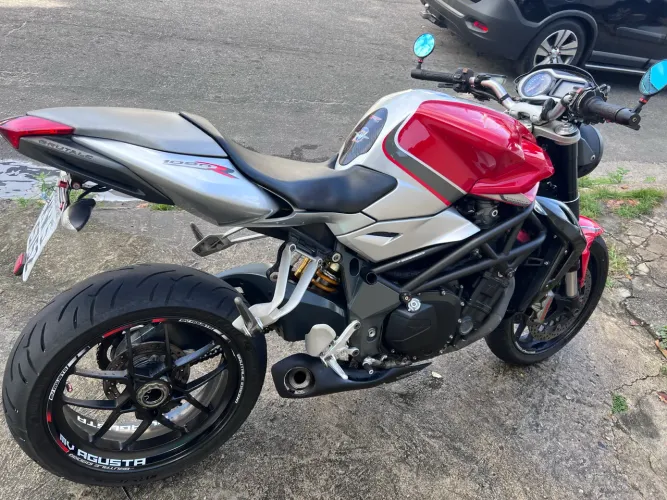 MV AGUSTA BRUTALE 1090R