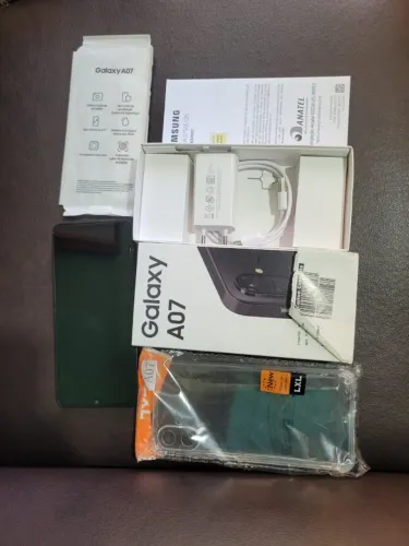 Samsung Galaxy A07 6.7" 128GB 4G 90Hz Câmera Dupla 50MP Preto seminovo, nunca usado