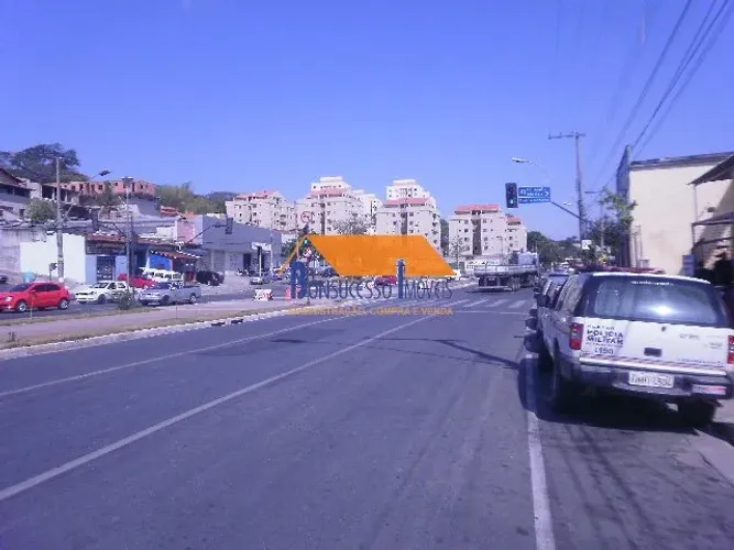 Terreno em Belo Horizonte, no bairro Venda Nova, à venda.