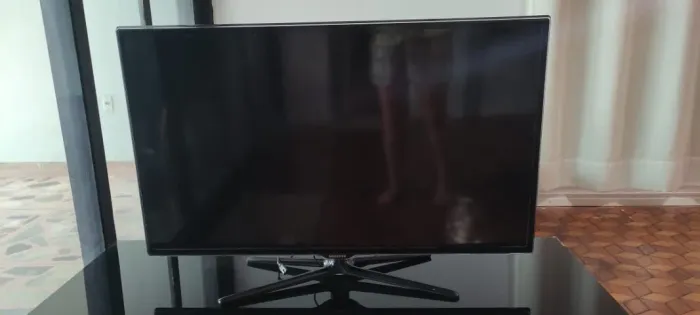  VENDO URGENTE - TV Samsung LED 40? Full HD