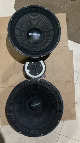 Vendo par de alto falantes Wpu 1505 450rms 8 ohms +  01 driver Ti D305 ( não faço menos )