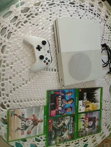 VENDO XBOX ONE S 
