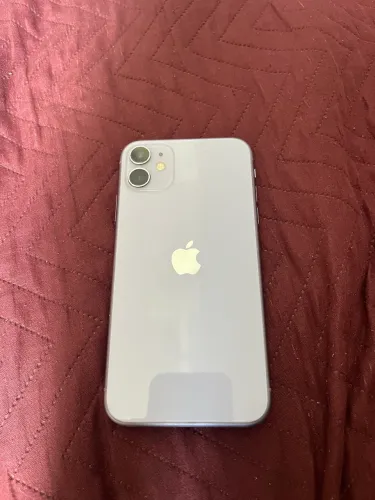 iPhone  11 celular 