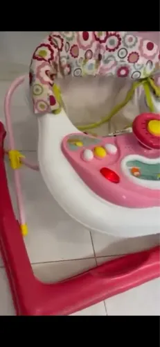 Andador de bebê 