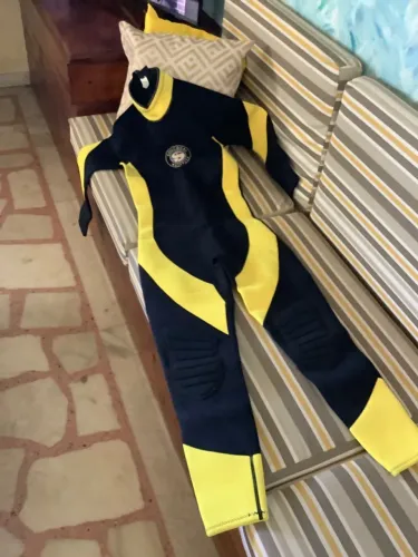 Roupa de mergulho 
