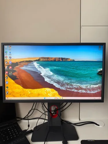 Monitor zowie 2546K 240hz