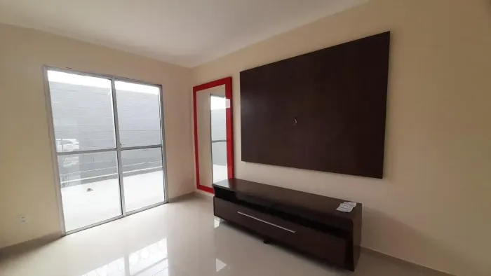 CASA NO CONDOMINIO VIVE LA VIE NO SIM - Feira de Santana - BA