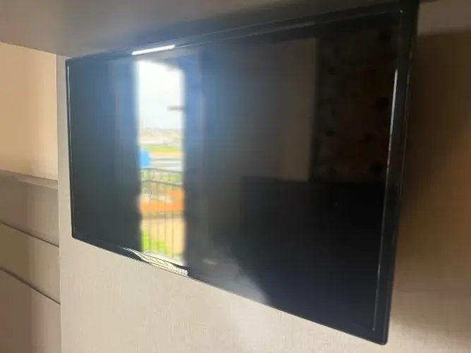 TV Samsung LED 32 Samsung muito nova conpleta
