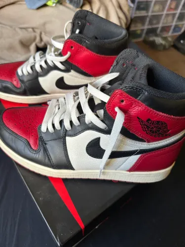 Tênis Air Jordan 1 High Bred Toe - 42