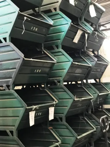 caixas metálicas container empilhavel tipo caçamba  54 kg 1,x080 x05