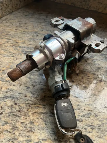 Vendo cilindro comutador Ignição C/ chave