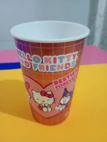 (Produto Novo-Vl unitário)Copo Hello Kitty Rei do Mate Original