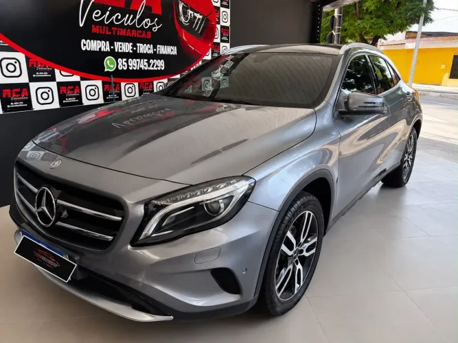 Mercedes-Benz GLA 200 Adv. 1.6/1.6 TB 16V Flex Aut. 2015