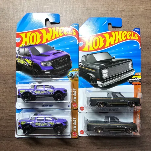 Set Kit Hot Wheels '23 Ram 1500 + '83 Chevy Silverado