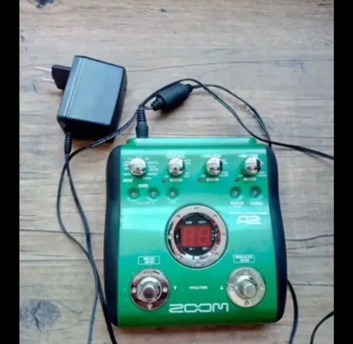 Zoom A2 muito nova tudo ok 