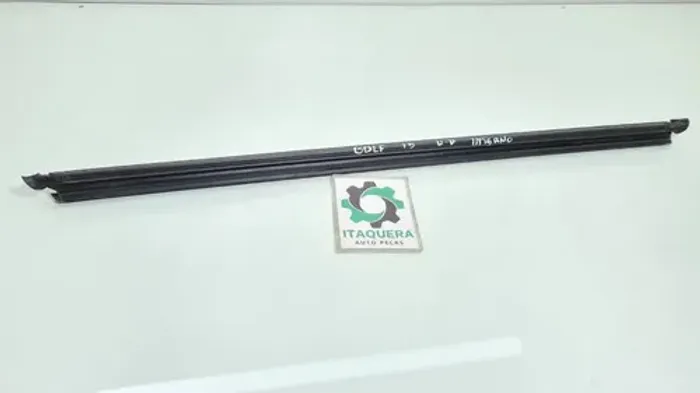 Friso Pestana Porta Dianteiro Direito Interno Vw Golf 2015 Preto
