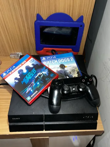 Ps 4 slim + Suporte para console 
