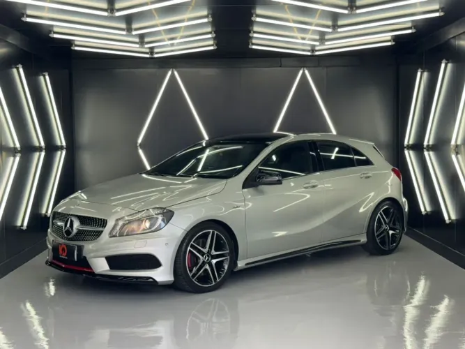 Mercedes-Benz Classe A 250 2.0 TB Sport Aut. 2015