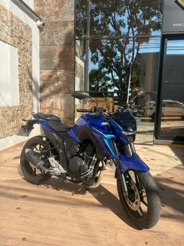Yamaha FZ25 - 2025