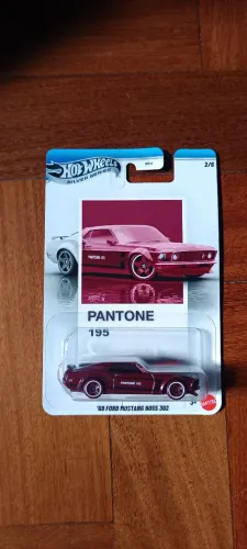 Hotwheels Pantone 