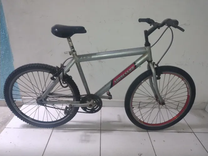 Vendo bicicleta - valor negociável