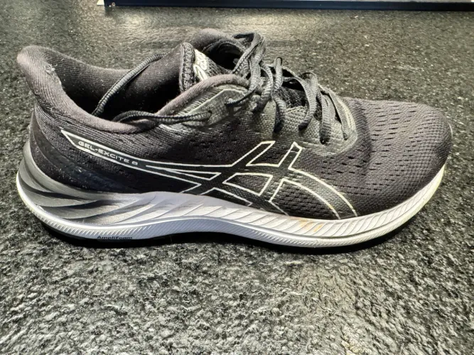 Tênis Asics Gel - Excite 8