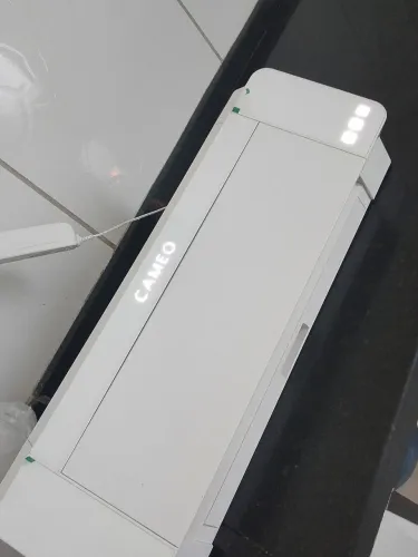Silhouette Cameo 4
