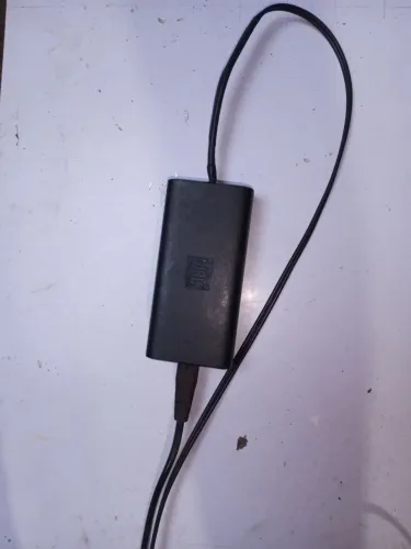 VENDO CARREGADOR CAIXA JBL