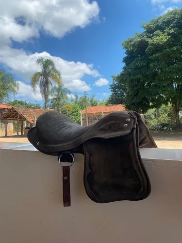 Sela de vaquejada infantil para petiço