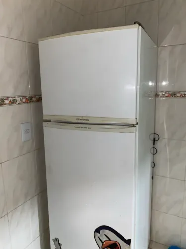 Geladeira com defeito 