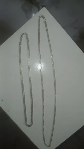 Vende-se correntes de prata