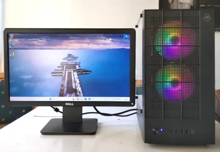 PC Gamer (Core i7-4790 - 16GB - Radeon RX 570 4GB - SSD 240GB + HD 500GB) + Monitor Dell