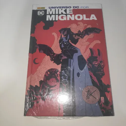 HQ UNIVERSO DC POR MIKE MIGNOLA