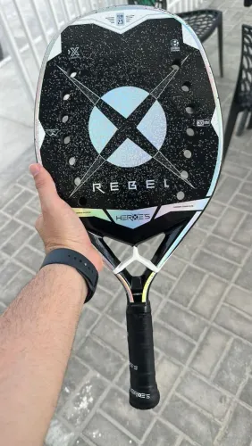 Raquetes heroes rebel e total Titanium