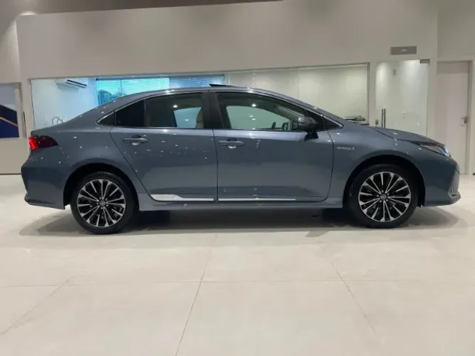 Toyota Corolla Altis Prem. Hybrid 1.8 Flex AUT 2024