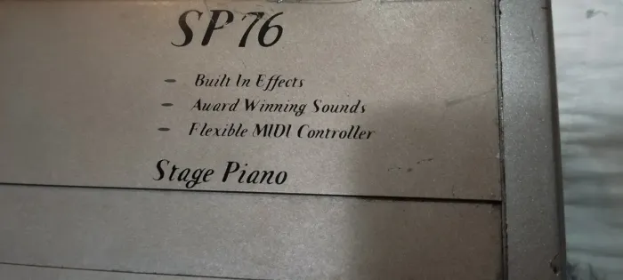 Teclado/Piano elétrico 