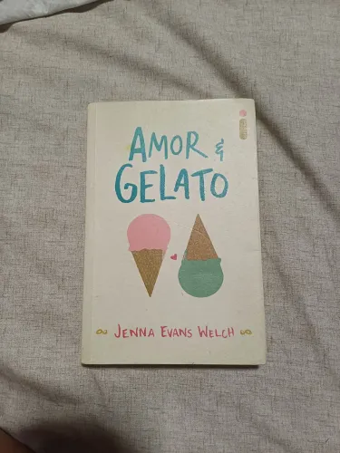 Livro amor e gelato