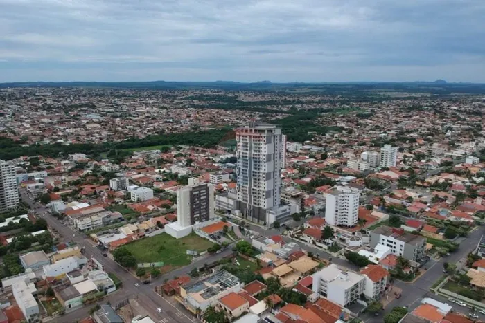 IMÓVEL RESIDENCIAL