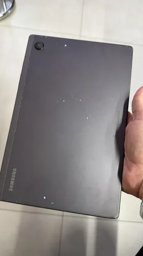 Tablet Samsung A8