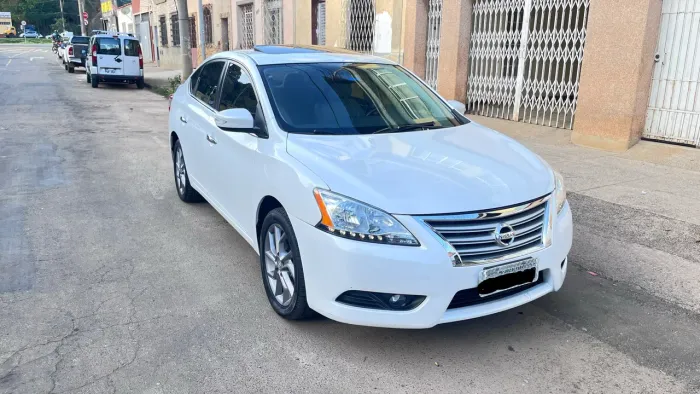 Nissan Sentra Unique 2.0 Flex Fuel 16V Aut. 2016