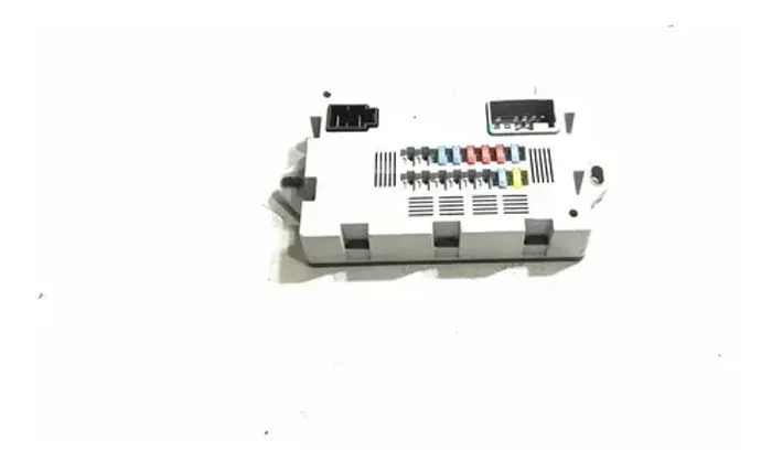 Caixa Fusível  Evoque Diesel 2015 Cpla14q073aa 