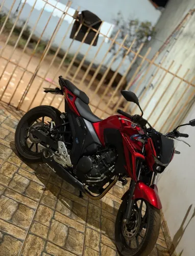 Fazer 250