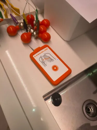 Vendo aparelho Eletrocardiograma (cárdioline)