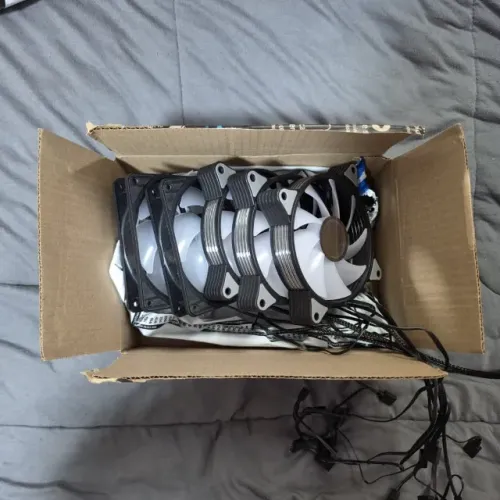 KIT FANS - 2X COOLER MASTER SickleFlow 120 ARGB + 3x AIGO AR12 PRO - *BRINDE*