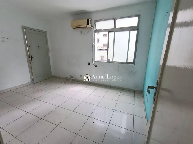 RARIDADE NO GONZAGA !! APARTAMENTO AMPLO EM UMA DAS MELHORES LOCALIZAÇÕES DE SANTOS!! AQUI