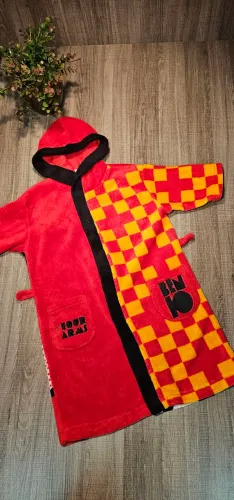 Roupão de banho infantil ( 8 anos ) BEN 10. Fleece peluciada.