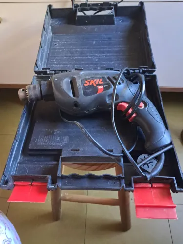 Vendo furadeira skil 450 watt