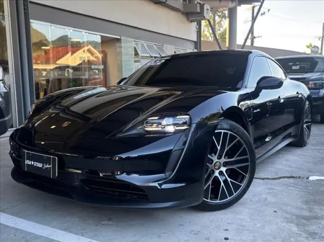 Porsche Taycan (elétrico) 2022