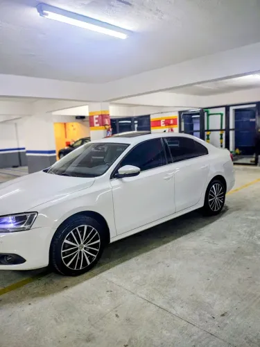 Volkswagen Jetta Highline 2.0 TSI 16V 4P Tiptronic 2013